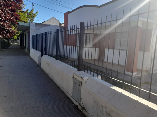 Casa Antigua Ideal Para Proyecto Mixto En Venta, Centro De General Roca - Rio Negro