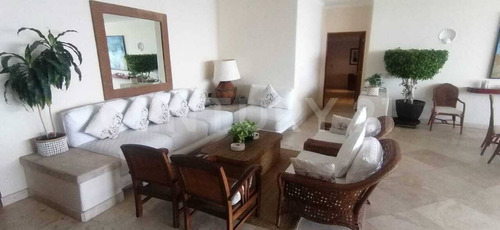Imagen 6 de 17 de Majestuoso Departamento Guitarron