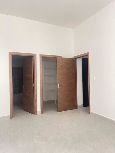 Apartamento En Venta En La Esperilla De 2 Habitaciones