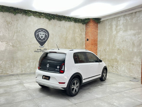 Imagem 7 de 11 de Vw/cross Up Tsi 2019/2019 Bco Manual Flex 48mkms Impecável