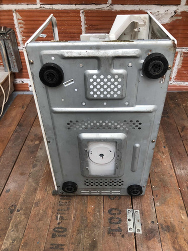 Chasis Carcasa Gabinete Microondas Kelvinator Wm-234 A (Usado)