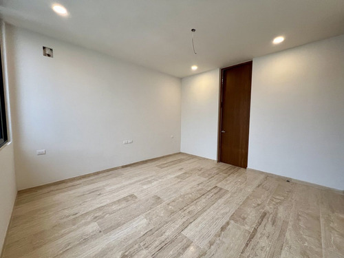 Casa En Venta Ubicada En Moravia Temozón Norte, Entrega Inmediata