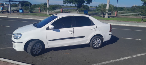 Toyota Etios 1.5 Sedan Xls