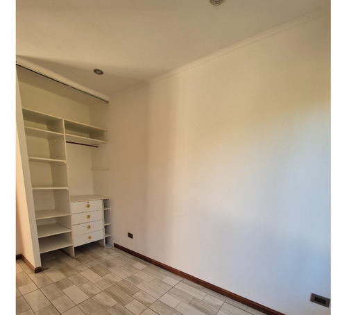 Casa Chilena Sector Lo Arcaya, Cercana A Colegios Y Comercio
