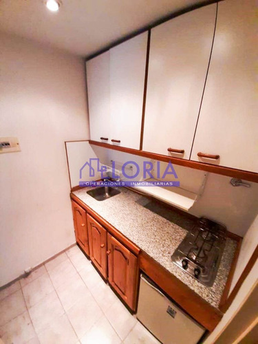 Imagen 18 de 19 de Oficina En Venta - Apto Vivienda - Oportunidad.-