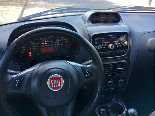 Imagen 18 de 22 de Fiat Strada 1.6 Adventure Cd Pack Top Locker 2018