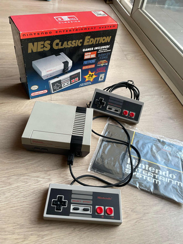 Nintendo Classic Edition Mini + 1 Mando Extra