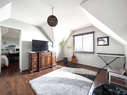 Casa En Venta 3h/2b Con Piscina En Condominio