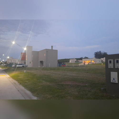 Venta Lotes Con Escritura Y Financiacion Propia, Country La Reserva 1