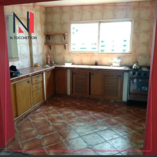 Imagen 2 de 9 de Ph En Venta En Castelar