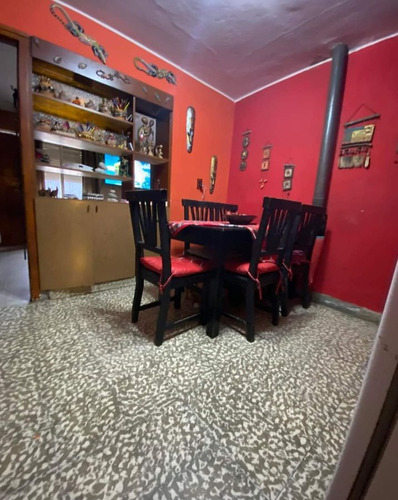 Venta Casa + Departamento C/ Cochera En De La Falda, Sierras De Córdoba