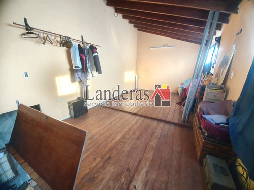 Imagen 16 de 30 de Casa 5 Amb. - Lote Propio De 10 X 40 - Todos Los Servicios Conectados!!