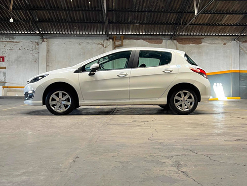Imagen 8 de 21 de Peugeot 308 2017 1.6 Active
