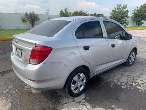 Imagen 4 de 14 de Chevrolet Beat 2020 1.2 Ls Sedan