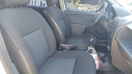 Renault Logan 2010 1.6 Aa Da