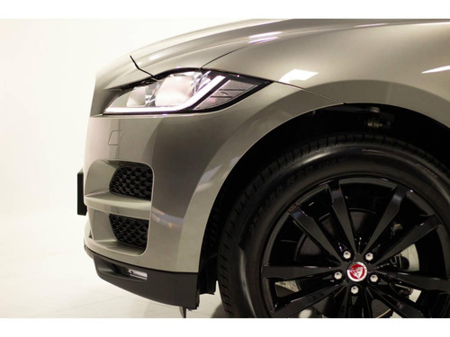 Jaguar F-pace Prestige 2.0d