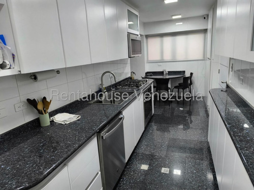 Apartamento Remodelado Amplio Y Cómodo En Excelente Urbanización Las Mesetas Santa Rosa De Lima Lld