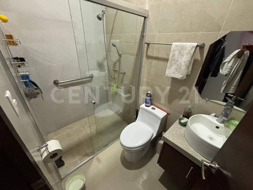 Casa En Venta En Remate En Punta Norte, Colima
