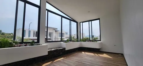 Casa En Venta En Mallorca Residencial, Doble Altura, Amplios Espacios, Lujo !