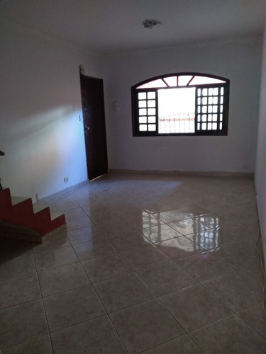 Casa À Venda Na Rua Dos Pessegueiros, Taboão, Diadema - Sp - Liv-11549