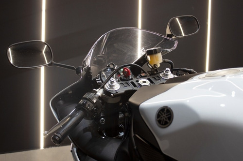 Imagem 7 de 11 de Yamaha Yzf R1 1000cc