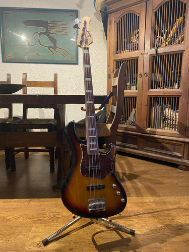 Bajo Cort Jazz Modelo Gb34j Fretless