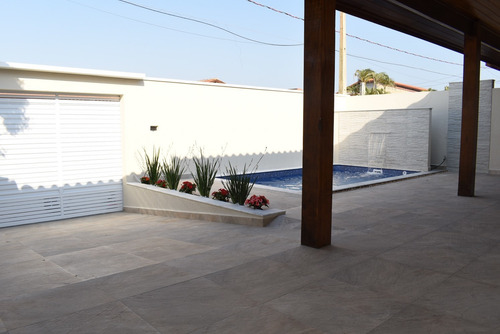 Imagem 3 de 14 de Casa Com Piscina E Edícula A Poucos Mts Da Praia Em Peruíbe