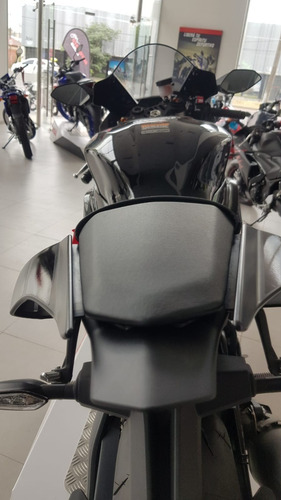 Imagen 8 de 15 de Yamaha Yzf- R1 0km Automotolanus