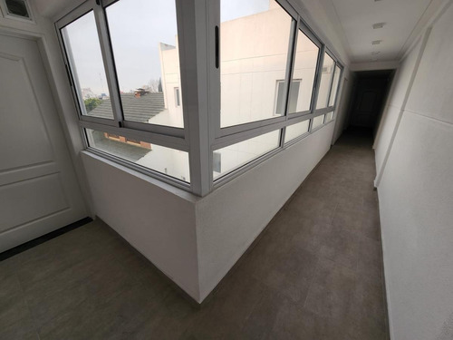 Imagen 3 de 12 de Dpto 2 Amb A Estrenar - Contra Frente 39 M² - S.justo (ctro)