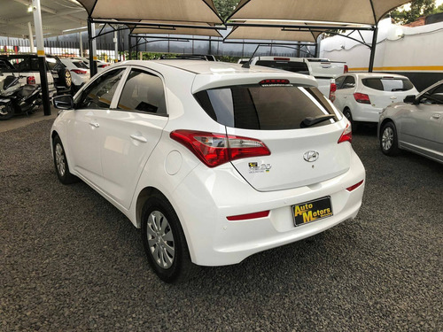 Imagem 6 de 11 de Hyundai Hb20 1.0 Comfort Plus 12v Turbo Flex 4p Manual
