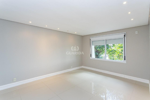 Imagem 12 de 30 de Casa Comercial Para Aluguel, 3 Quartos, 4 Vagas, Tres Figueiras - Porto Alegre/rs - 11002