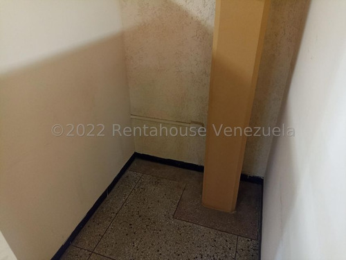 Imagen 4 de 8 de Local Comercial Con La Mejor Ubicación De La Ciudad; 04120656408. Mls 23-6957