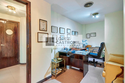 Imagen 5 de 14 de Oficina Venta 4 Ambientes San Nicolas Impecable Oficina! Semipiso Balcón Al Frente Muy Luminoso! Excelente Distribución Recepción 3 Despachos! (2 Al Frente) 1 Baño Independiente 1 Cocina Unica
