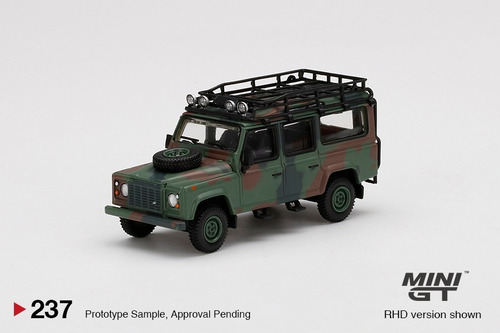 Imagem 1 de 4 de Land Rover Defender Camuflada - 1:64 - Mini Gt