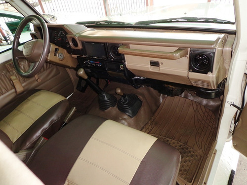 Imagen 11 de 15 de Toyota Land Cruiser Hembrita 2007 4.5 4x4 Sincrónico
