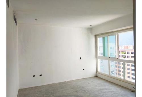 Hermoso Ph En Venta En Lomas De Las Mercedes 244m2 3h+s/4b+s/4p