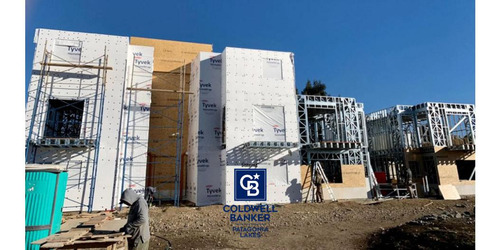 Monoambiente En Barrio La Plaza Con Jardín - En Pozo - Financiados - Bariloche - Patagonia