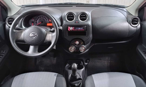 Imagem 7 de 8 de Nissan March 1.0 16v S (flex)