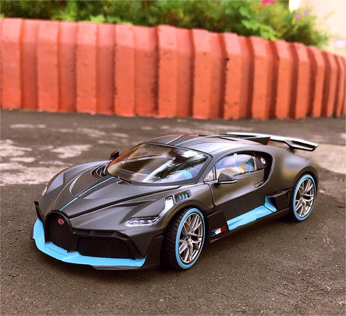 1:32 Bugatti Divo Simulación Coche En Miniatura De Aleación
