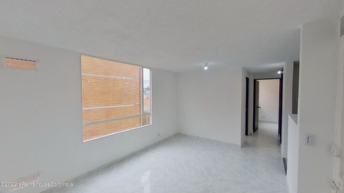 Imagen 1 de 8 de Vendo Apartamento En Hogares Soacha C.m 23-1203
