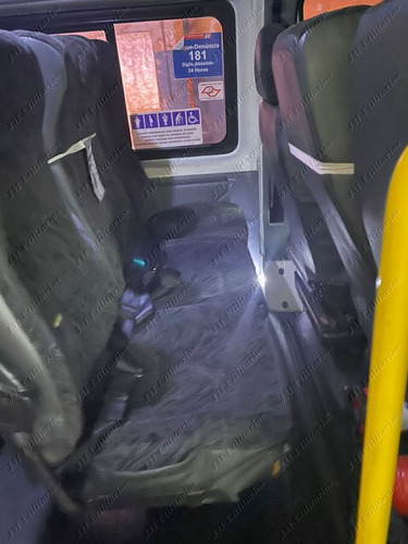 Imagem 12 de 15 de Ford Transit Ano 2011 Executiva Completa Jm Cod.82