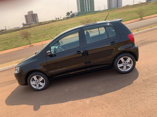 Imagem 1 de 13 de Volkswagen Fox 1.0 Bluemotion
