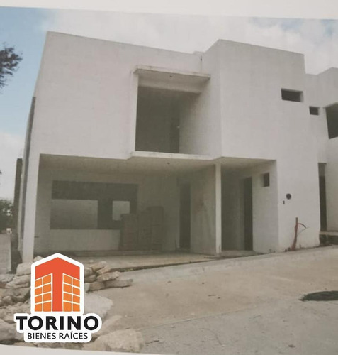 Imagen 1 de 3 de Casa - Emiliano Zapata