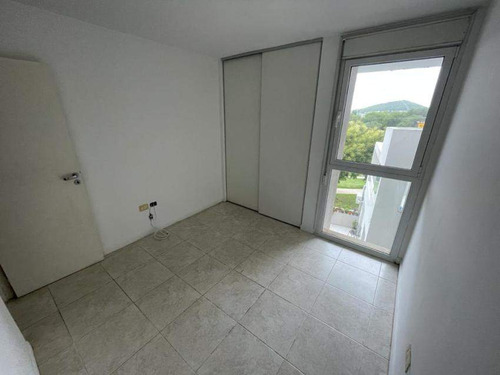 Venta Departamento De Tres Dormitorios Con Balcón En Jardines De La Estanzuela