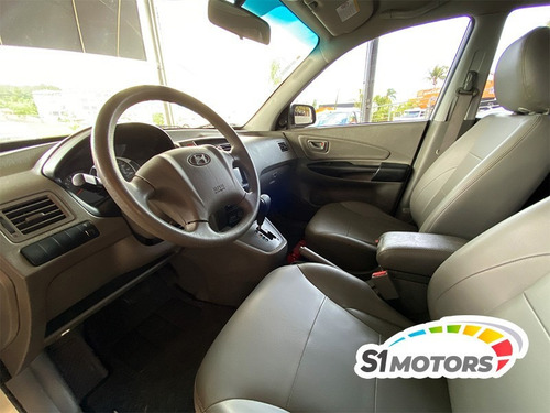 Imagem 9 de 15 de Hyundai Tucson Gls 2.0 Prata 2016