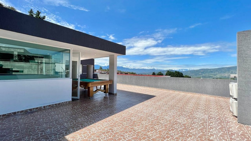 Imagen 15 de 20 de Cf. Se Vende Casa Minimalista En Colinas De Pirineos