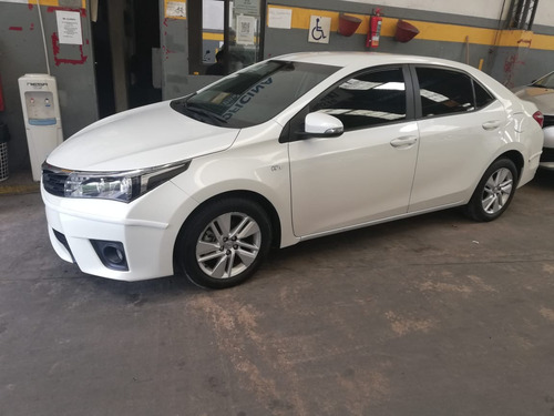 Toyota Corolla Xei Pack 1.8 Cvt Sedan 4 Puertas - 2015