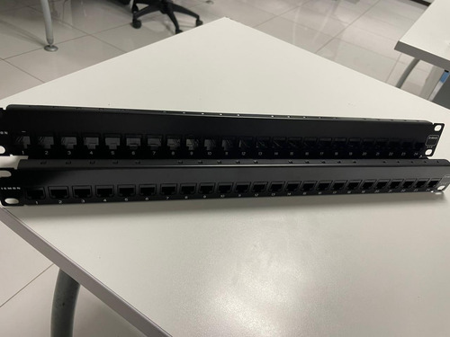Patch Panel Z-max - Semi Nuevo