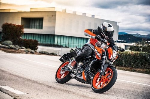 Imagen 16 de 18 de Moto 0km Ktm Duke 200 Naked Calle Pista 2023 Urquiza Motos