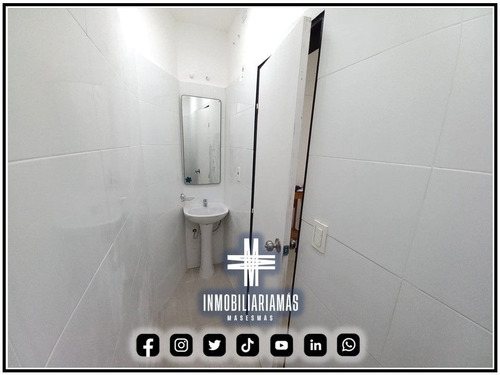 Imagen 10 de 11 de Venta Local Comercial Tres Cruces Montevideo Imas.uy D * (ref: Ims-17356)